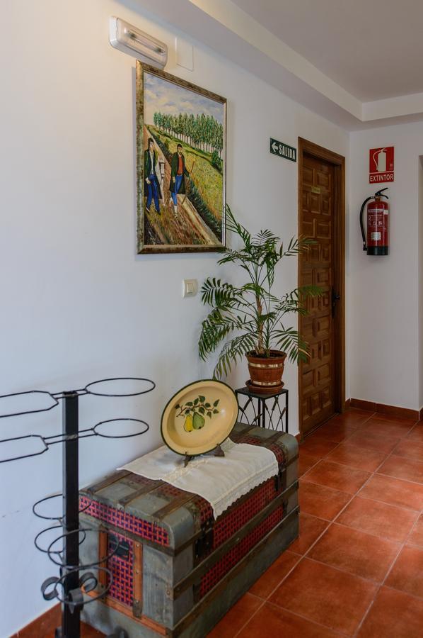 Hostal Camino Real Calzadilla de la Cueza エクステリア 写真